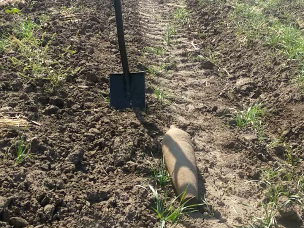 Угроза взрыва: работы в поле оказались для людей взрывоопасными. Новости Днепра