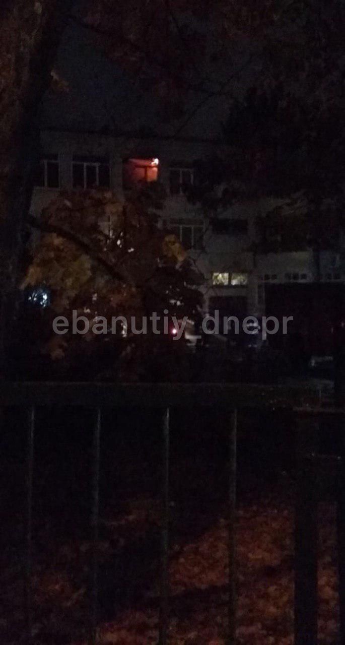 Масштабный пожар: загорелась одна из днепровских школ. Новости Днепра