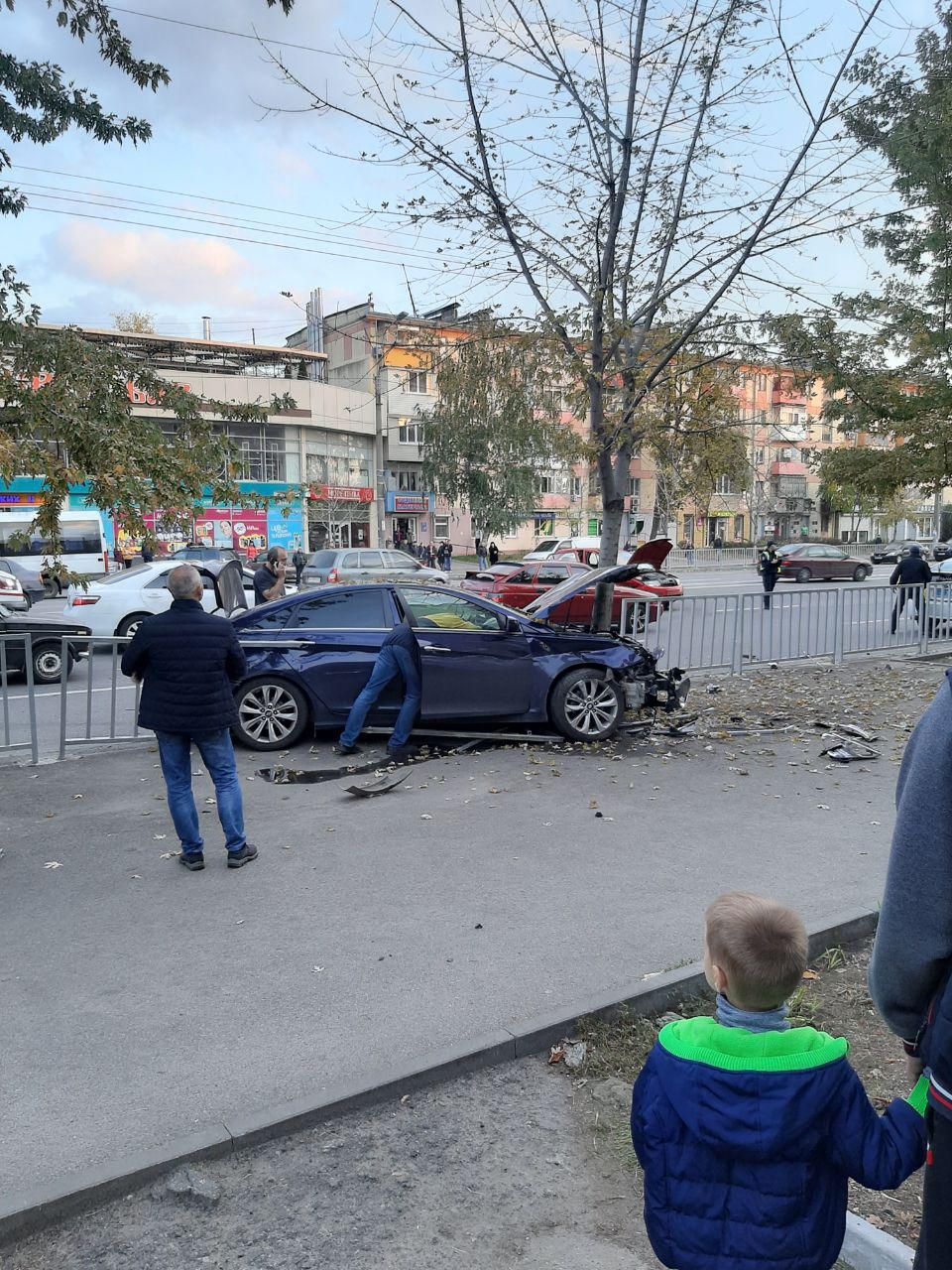 Масштабное ДТП в Днепре: движение затруднено. Новости Днепра