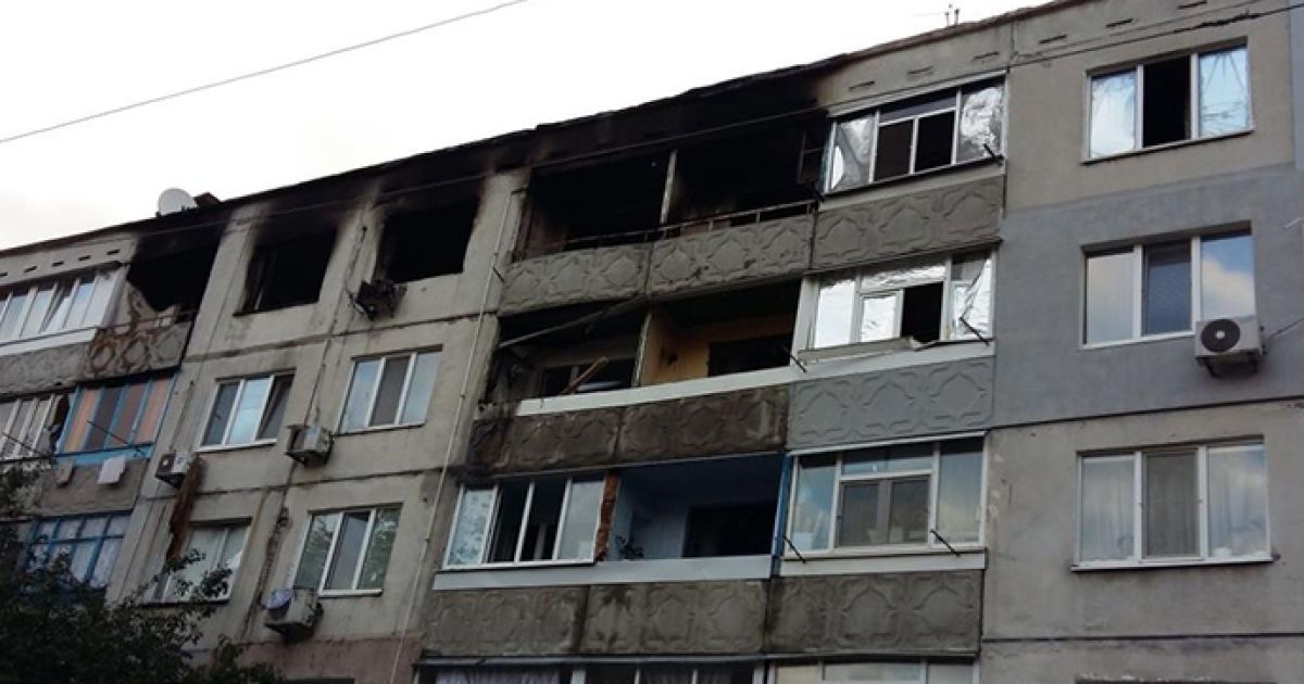 Мужчина нанес 128 ударов ножом жене, после чего спровоцировал взрыв в доме. Новости Днепра