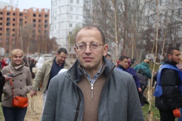 В Днепре на Левобережном высадили березовый сад. Новости Днепра