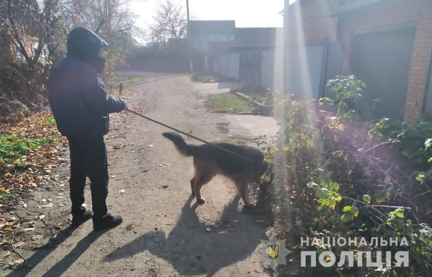 «В маске и с ножом»: разбойное нападение на аптеку. Новости Днепра