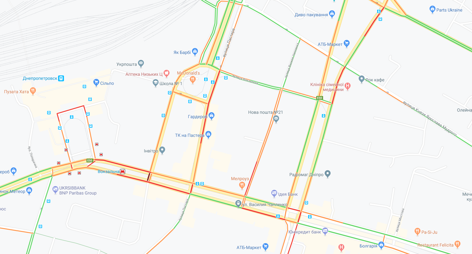 Куда не стоит ехать: где «пробки» и какова ситуация на дорогах Днепра. Новости Днепра