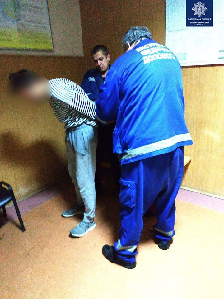 «Прятки» за диваном и драка в супермаркете: как прошли выходные в Днепре. Новости Днепра