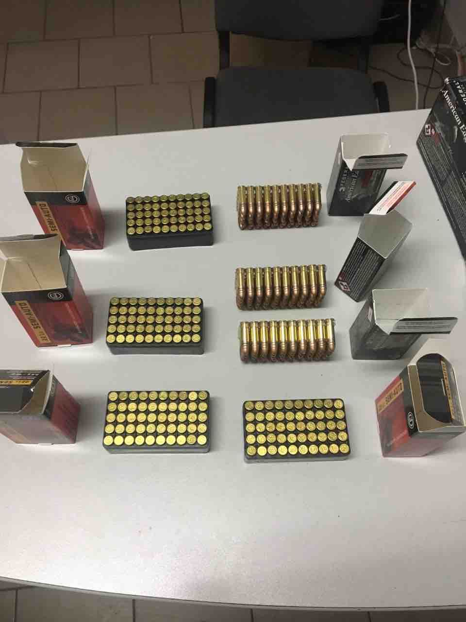 Продавал через Интернет: полицейский торговал боеприпасами. Новости Днепра