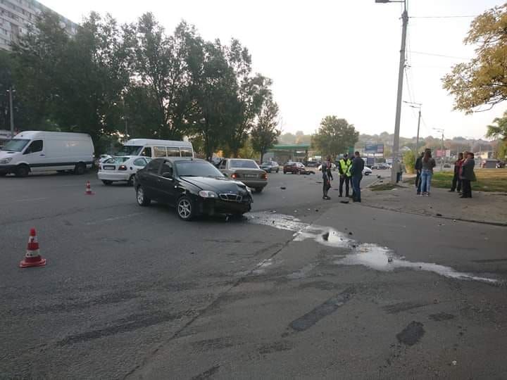 Полиция ищет свидетелей ДТП с пострадавшим. Новости Днепра