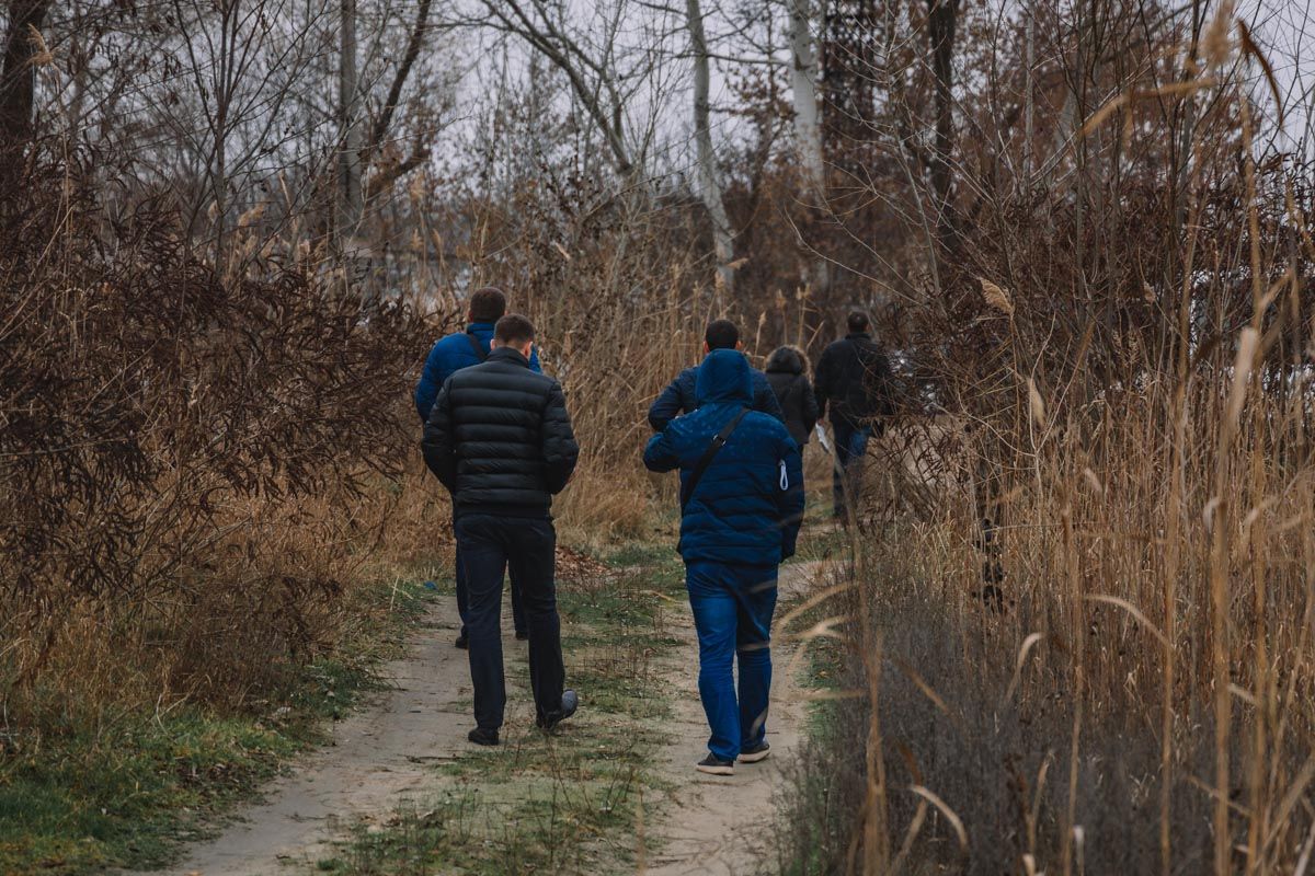 В Днепре в лесу найден труп мужчины. Новости Днепра
