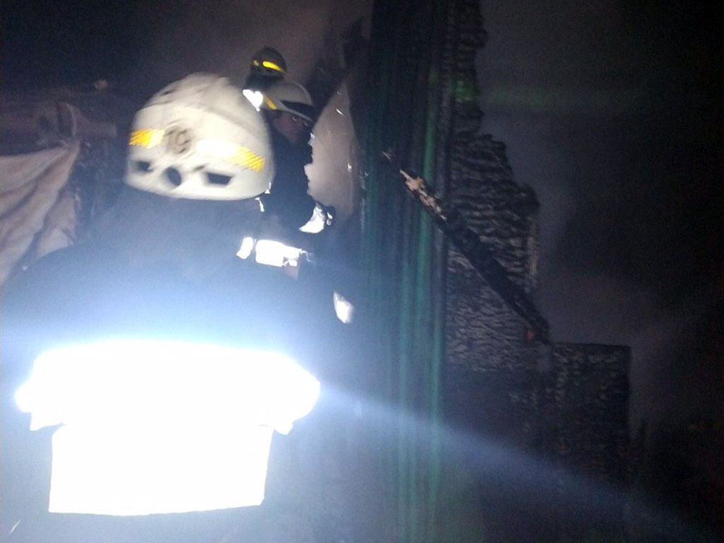 В Днепре горел жилой дом: на пожаре погиб мужчина. Новости Днепра