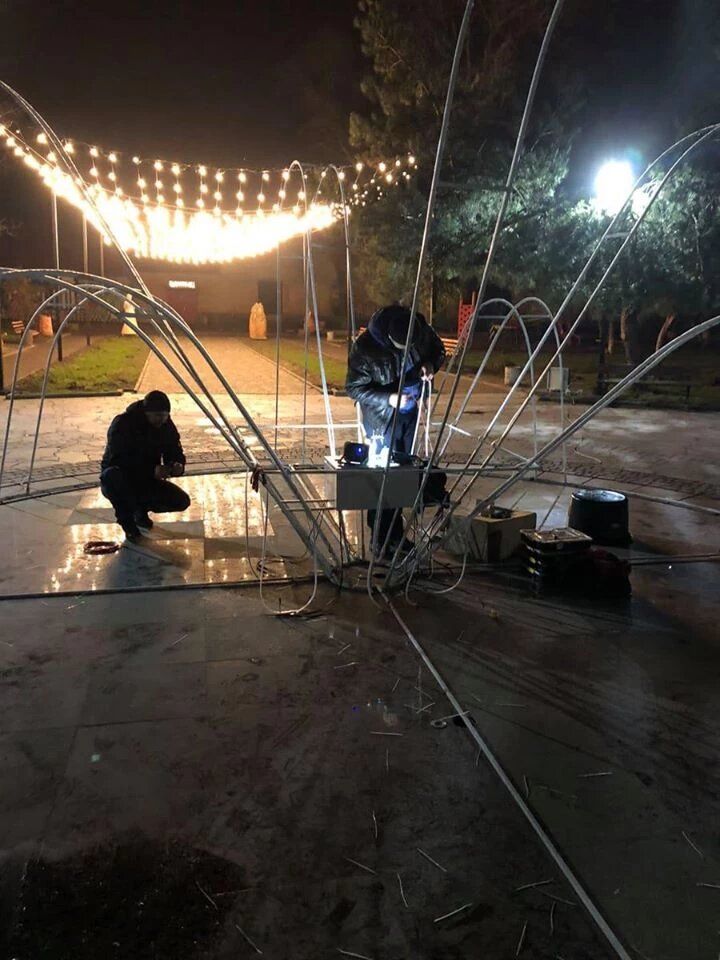 В области запустили разноцветный «световой» фонтан. Новости Днепра