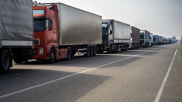 В Днепре хотят запретить движение грузовиков. Новости Днепра
