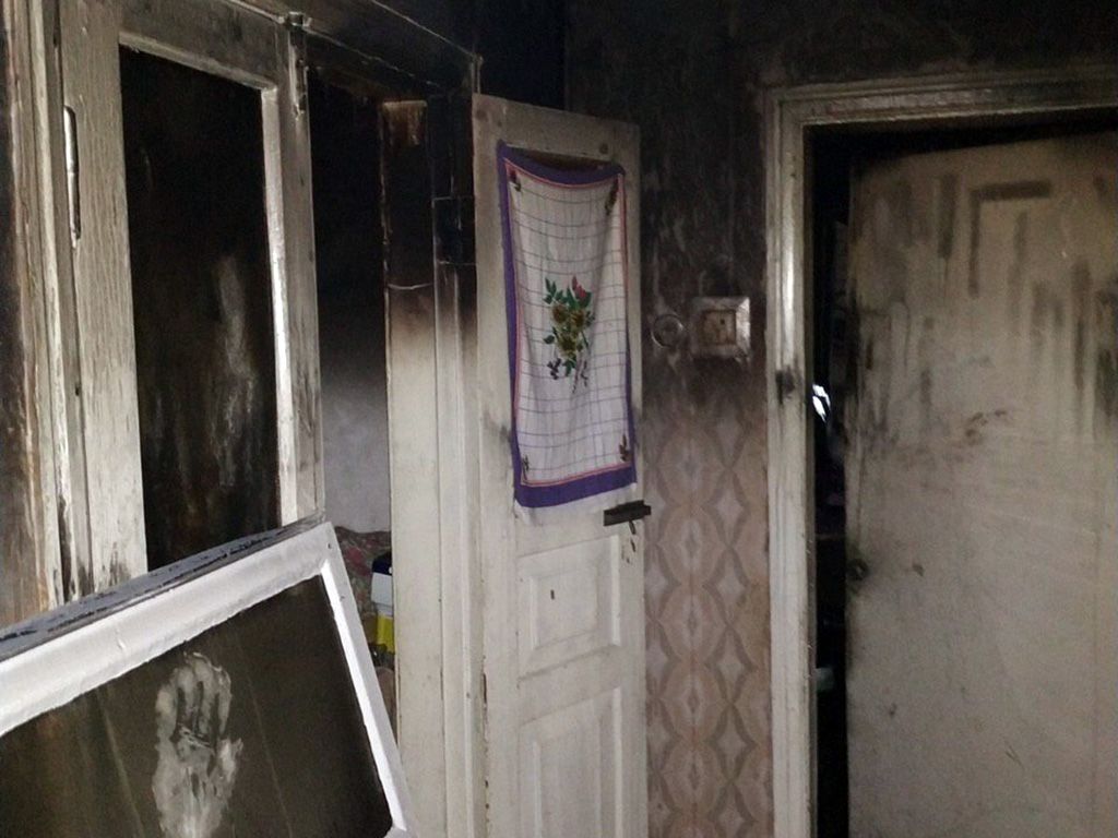 В Днепре горел жилой дом: на пожаре погиб мужчина. Новости Днепра