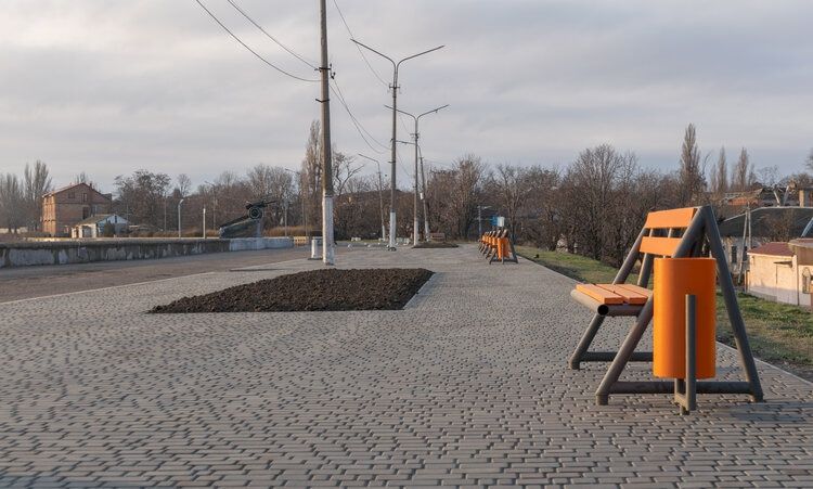 Компания «Интерпайп» благоустраивает набережную в Никополе
