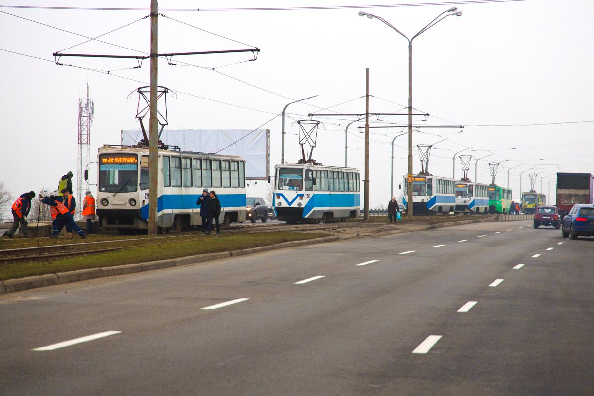 В Днепре на Кайдакском мосту произошло ДТП. Новости Днепра