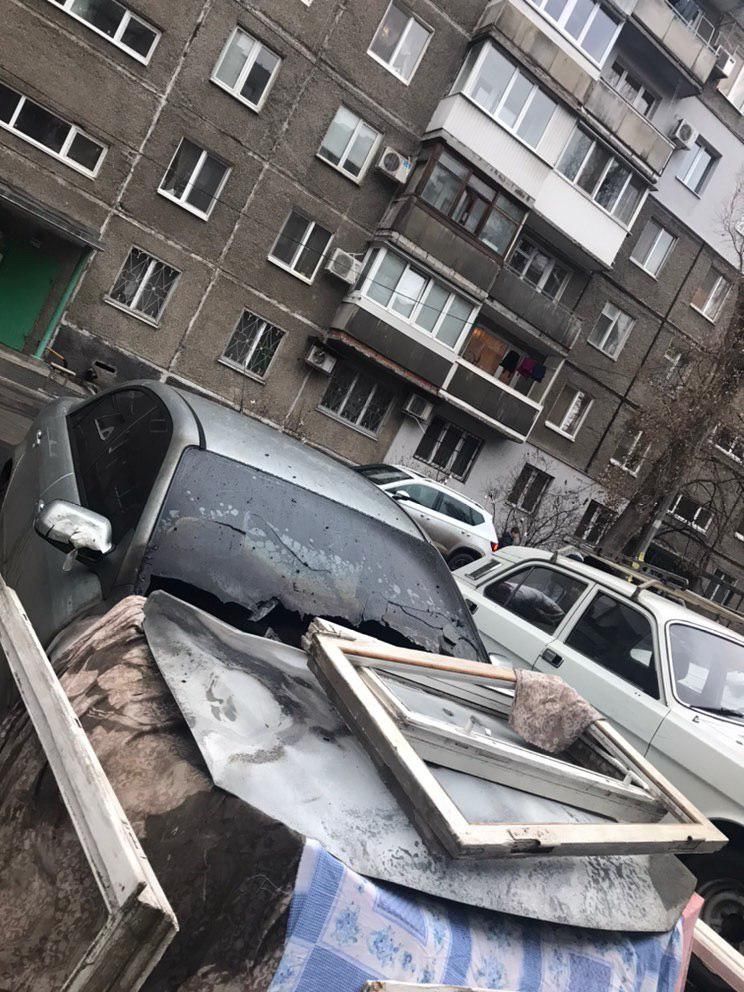 Поджог авто в Днепре: огонь уничтожил две машины. Новости Днепра