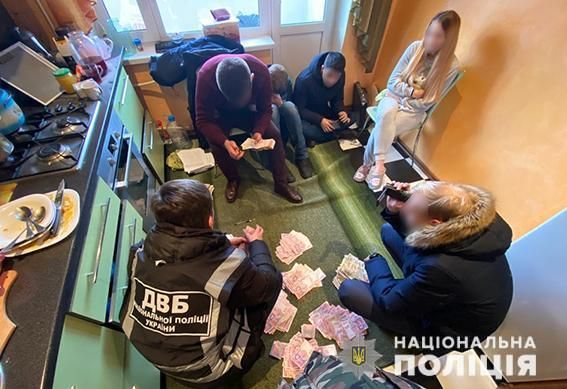 Несколько служащих Нацгвардии вместе с гражданскими организовали наркогруппировку. Новости Днепра