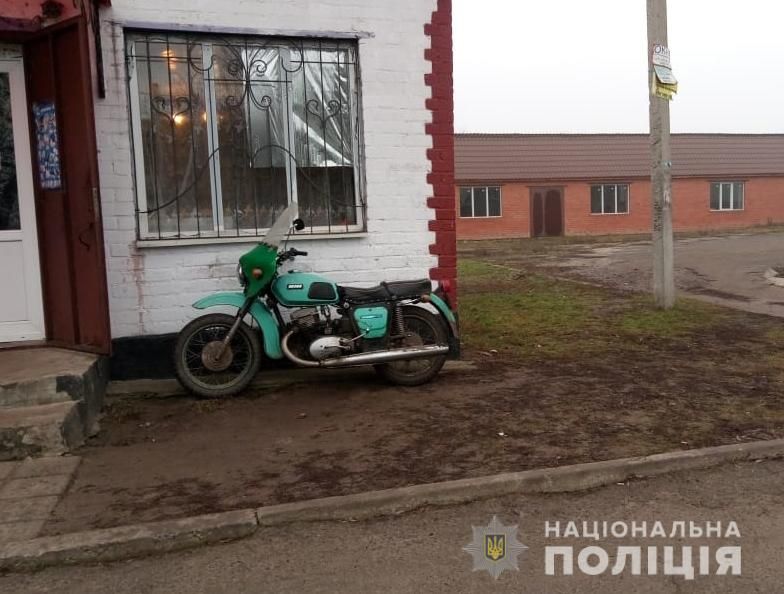 Двое подростков взломали замок гаража и украли мотоцикл. Новости Днепра