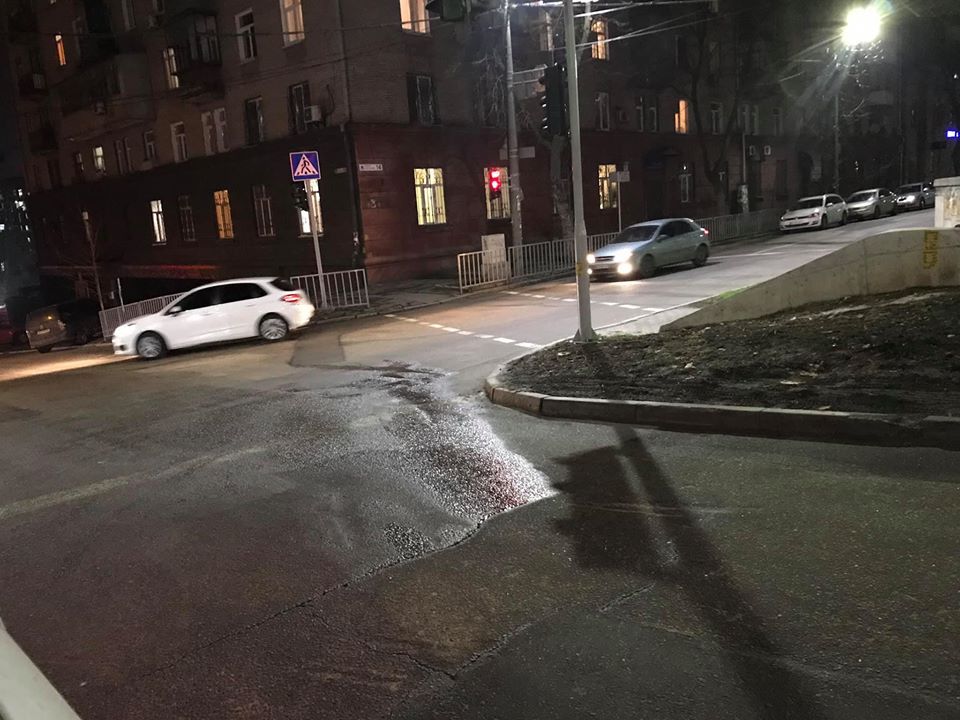 В Днепре из-за аварийных работ перекрыли движение. Новости Днепра