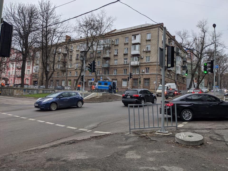 В Днепре из-за аварийных работ перекрыли движение. Новости Днепра