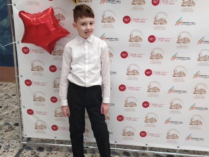 Давайте поможем Мише сохранить способность самостоятельно ходить!