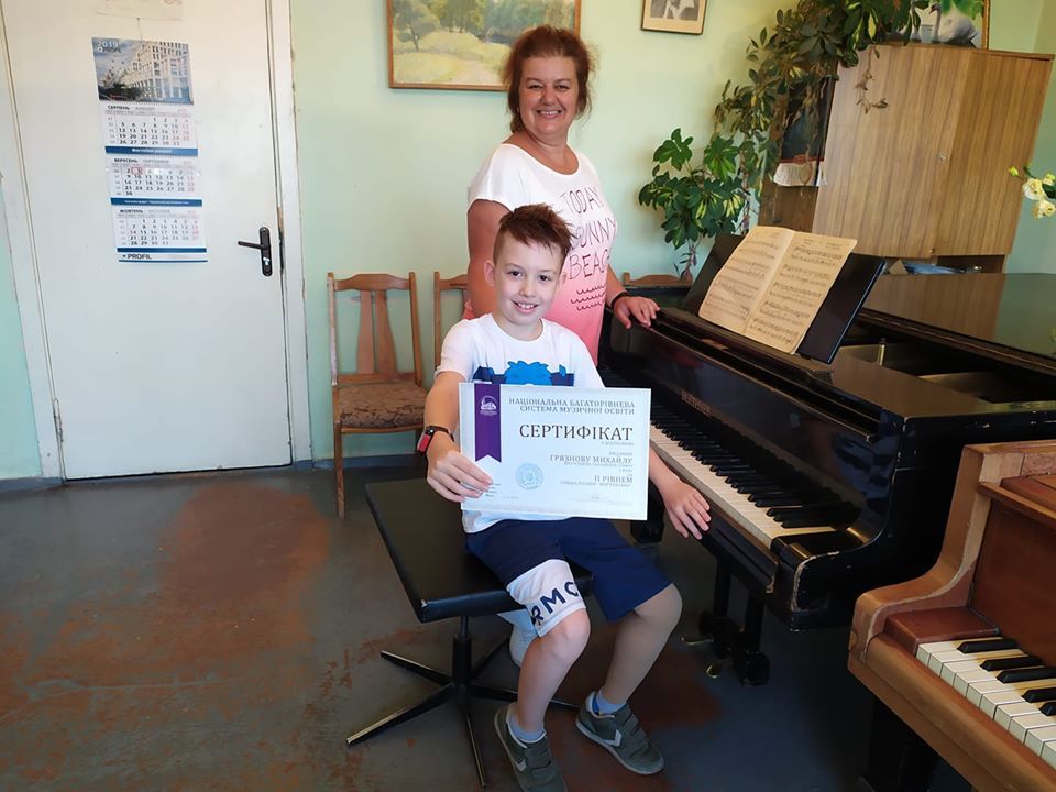 Давайте поможем Мише сохранить способность самостоятельно ходить!