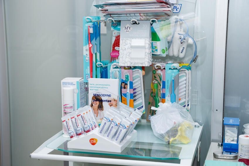 Стоматологические клиники Днепра: 5 критериев выбора стоматологии для взрослых и детей