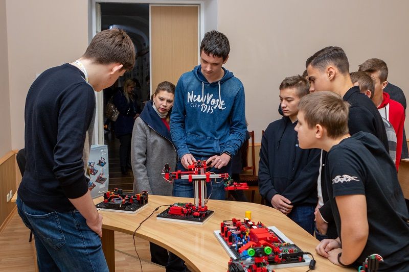 Стартовал третий сезон Interpipe Mechatronic Lab