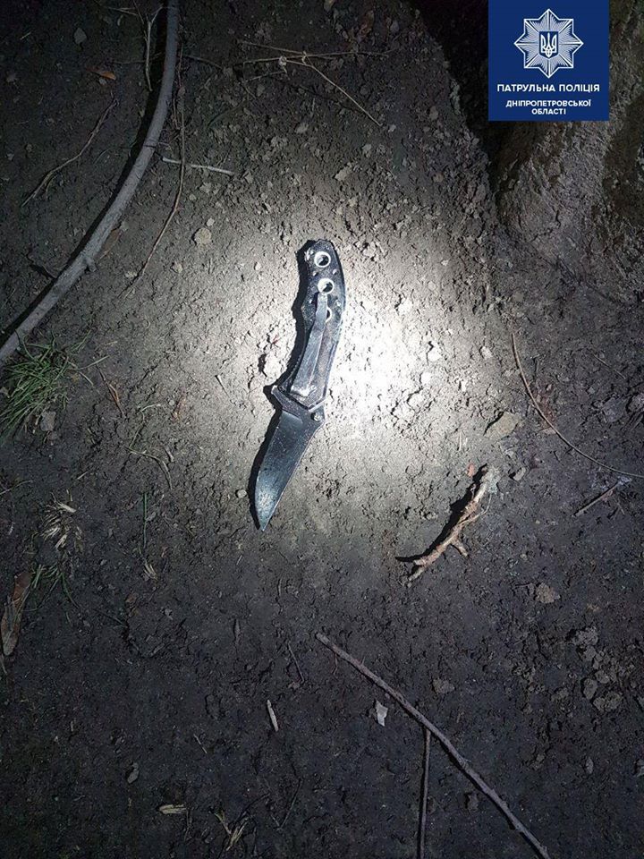 Лежал с ранением возле кафе: в Днепре зарезали мужчину. Новости Днепра