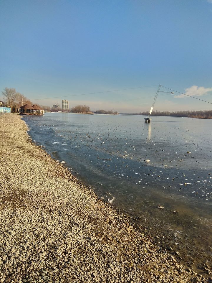 «Чешутся руки»: днепряне продолжают разрушать новый сквер. Новости Днепра