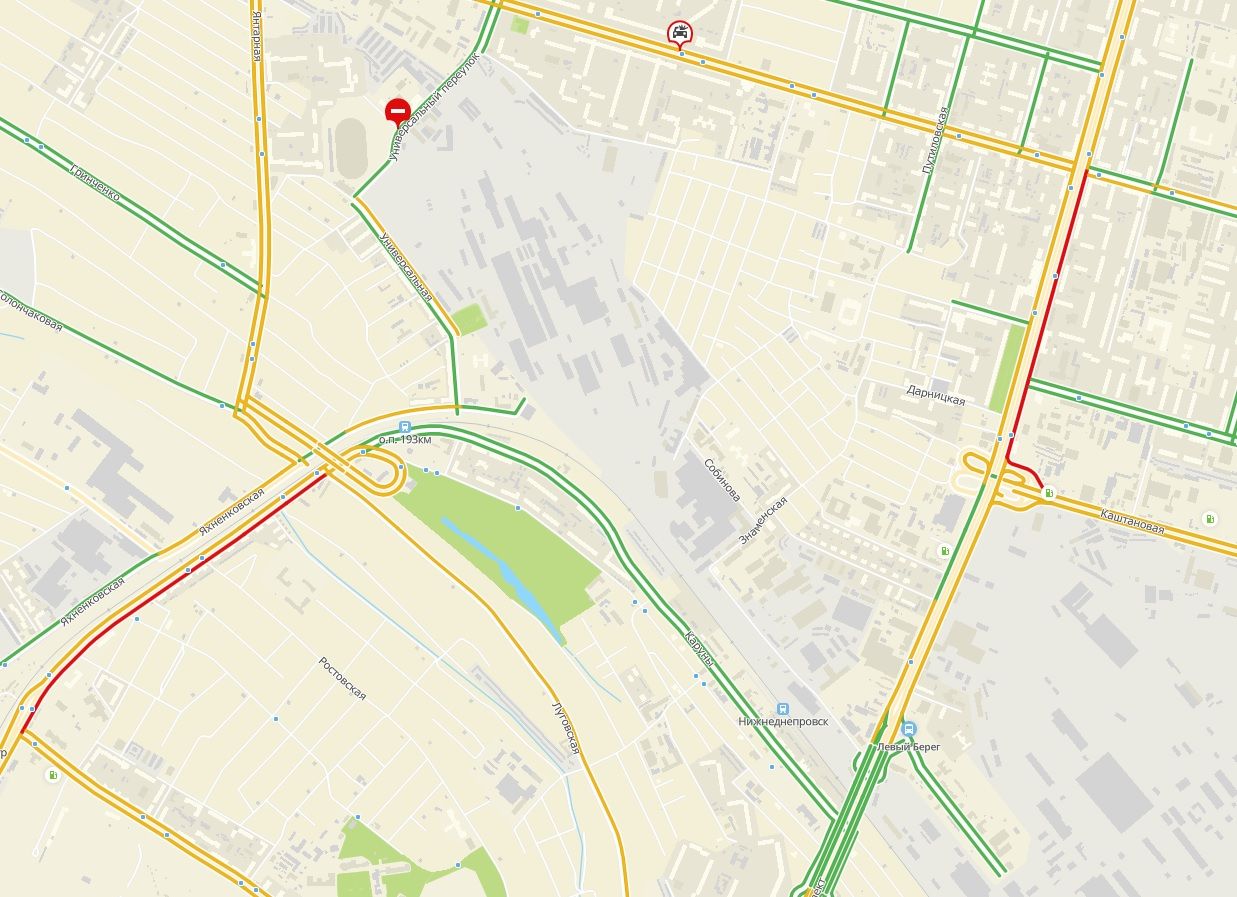 Днепр занесло снегом: на дорогах серьезные пробки. Новости Днепра