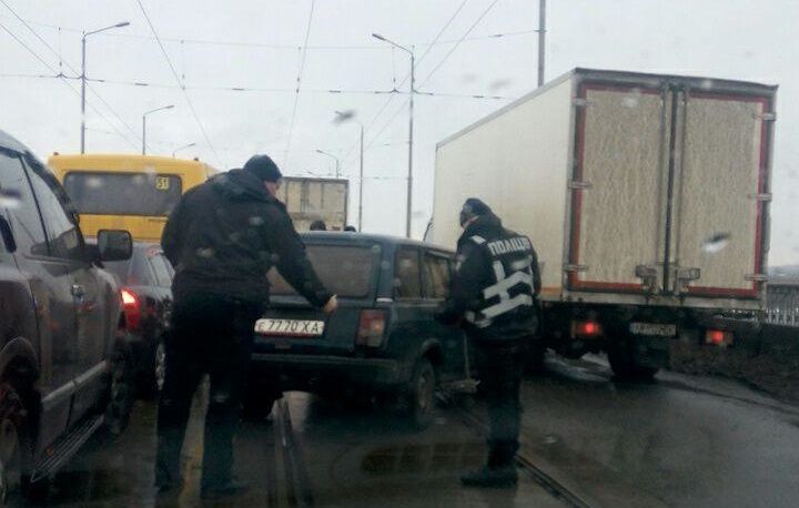ДТП на Амурском мосту заблокировало движение. Новости Днепра