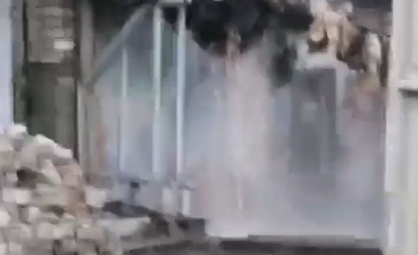«Прилегла отдохнуть»: в общежитии Днепра прорвало трубу. Новости Днепра