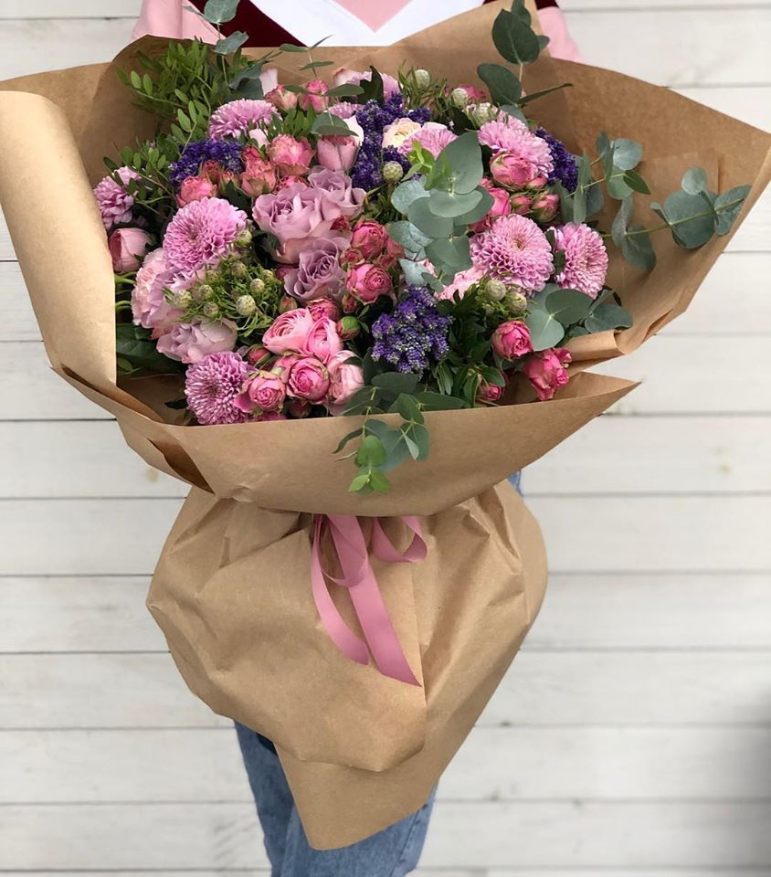 «8 марта близко»: где в Днепре купить букет. Новости Днепра