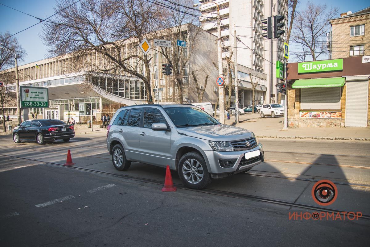 ДТП в Днепре: авто сбило женщину. Новости Днепра