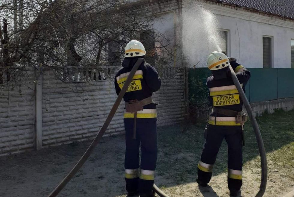 В Днепре на жилом доме загорелась газовая труба. Новости Днепра