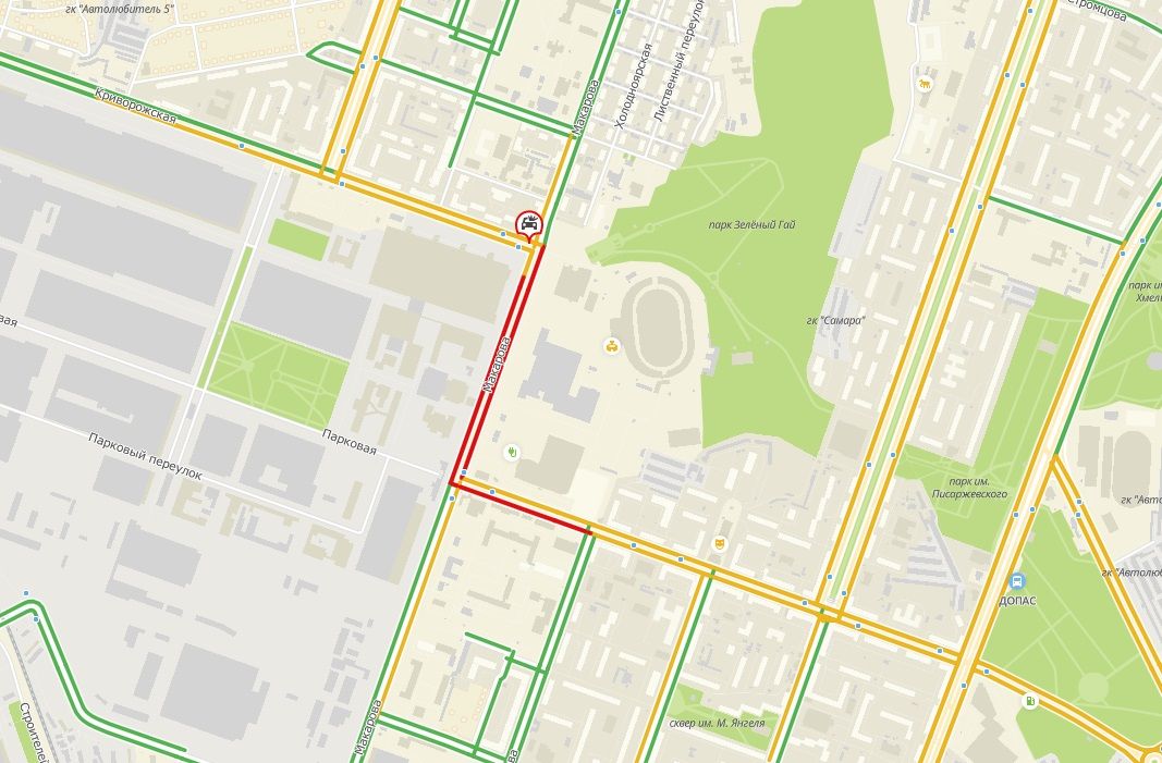В Днепре столкнулись фура и легковушка: образовалась большая пробка. Новости Днепра