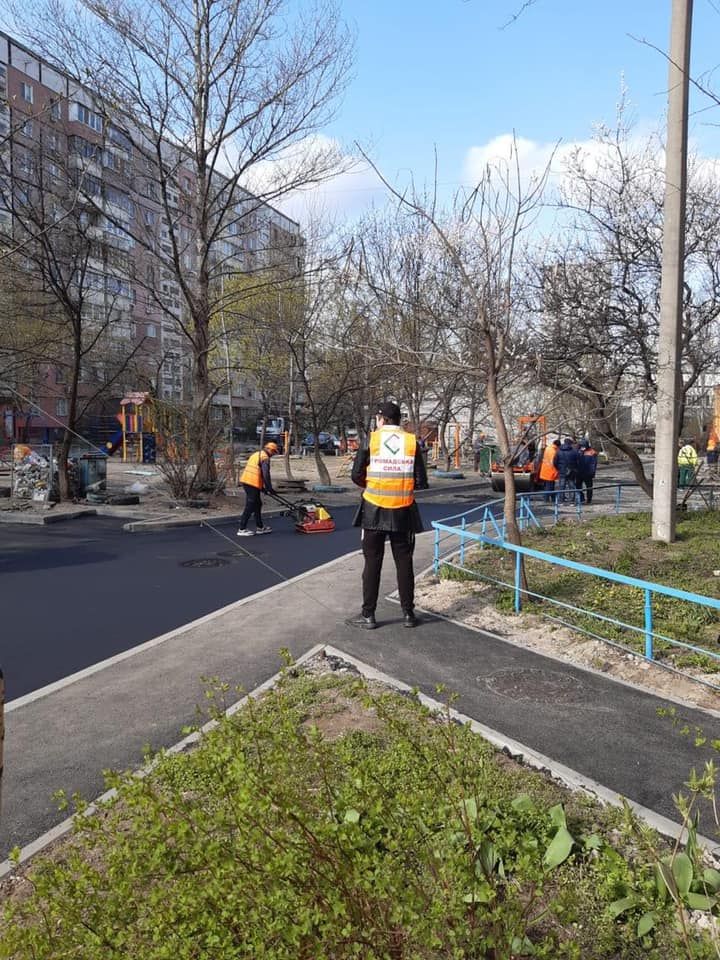 «Новости из зоопарка»: как в Днепре пиарятся на ремонтах во время карантина. Новости Днепра