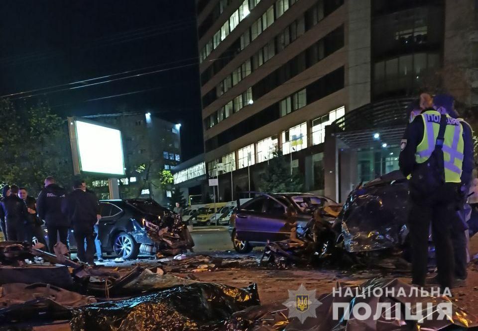 Полиция ищет свидетелей ДТП на Набережной Победы в Днепре. Новости Днепра