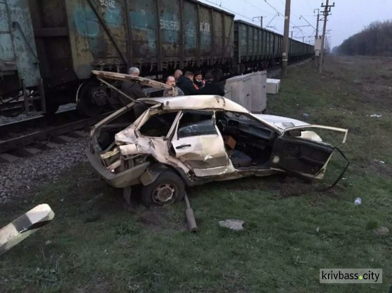 На Днепропетровщине произошло серьезное ДТП с поездом. Новости Днепра