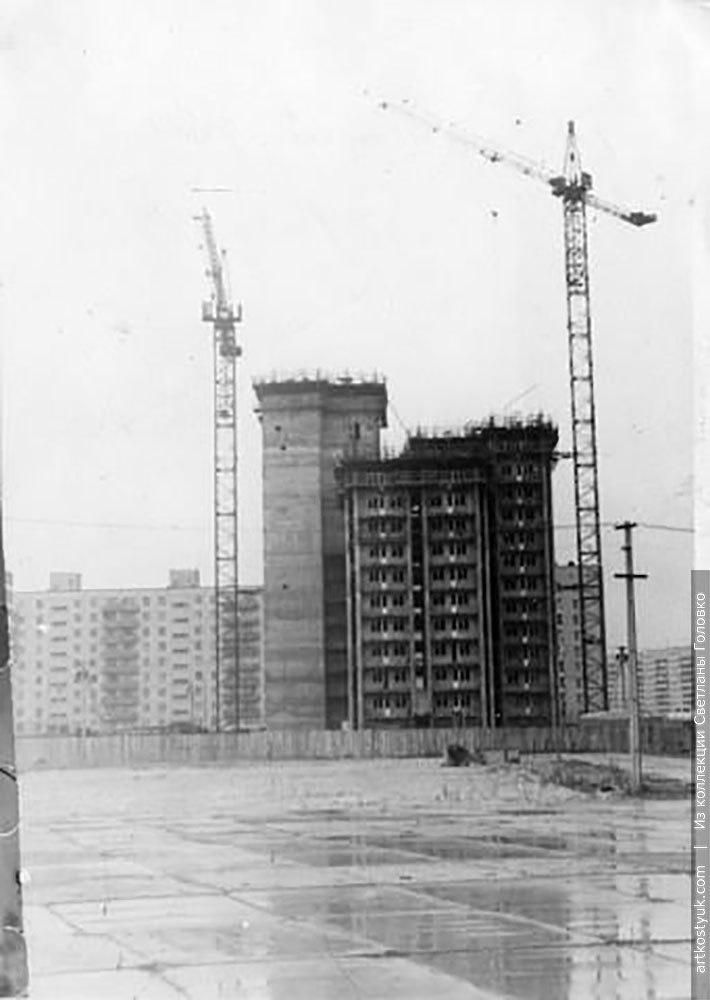 Легендарные «свечки»: как строились первые небоскребы Днепра. Новости Днепра