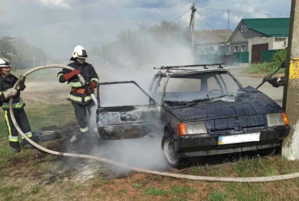 На Днепропетровщине сгорел легковой автомобиль. Новости Днепра