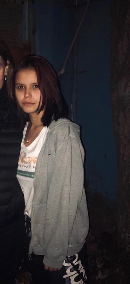 Ушла из дома: в Днепре ищут 16-летнюю девочку