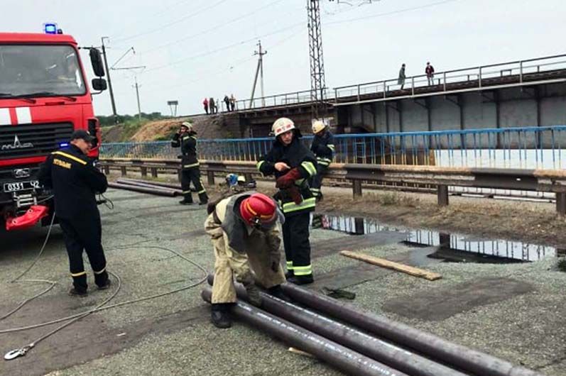 Спасатели о ситуации с обрушившимся мостом. Новости Днепра