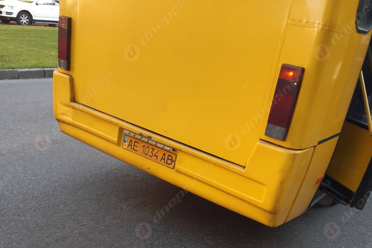 В Днепре маршрутки ездят переполненными. Новости Днепра