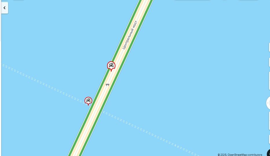 Пробка на новом мосту Столкнулись 4 автомобиля