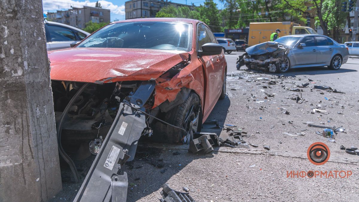 В ДТП на проспекте Свободы в Днепре пострадали 3 человека. Новости Днепра