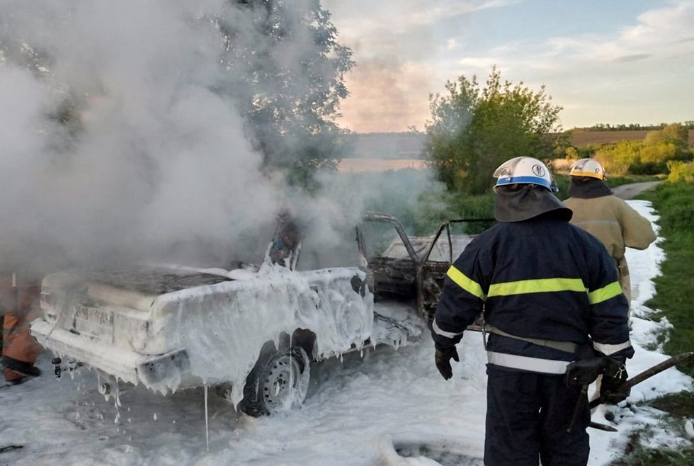 На Днепропетровщине полностью сгорело авто. Новости Днепра