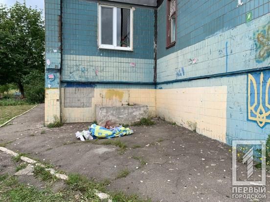 На Днепропетровщине мужчина спускался по простыням с 4-го этажа и сорвался. Новости Днепра