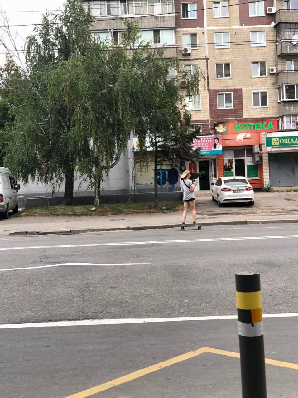 Дети рискуют жизнью, катаясь на дорогах. Новости Днепра