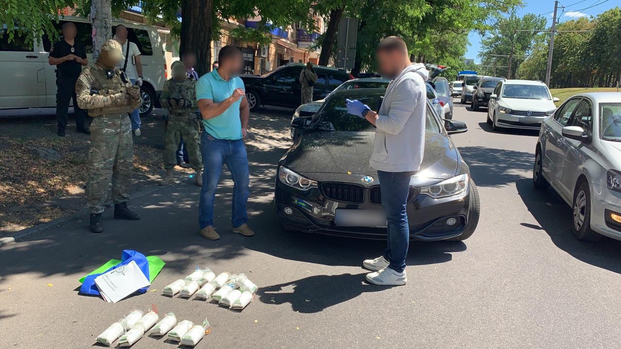 В Днепре СБУ провела задержание из-за наркотиков. Новости Днепра