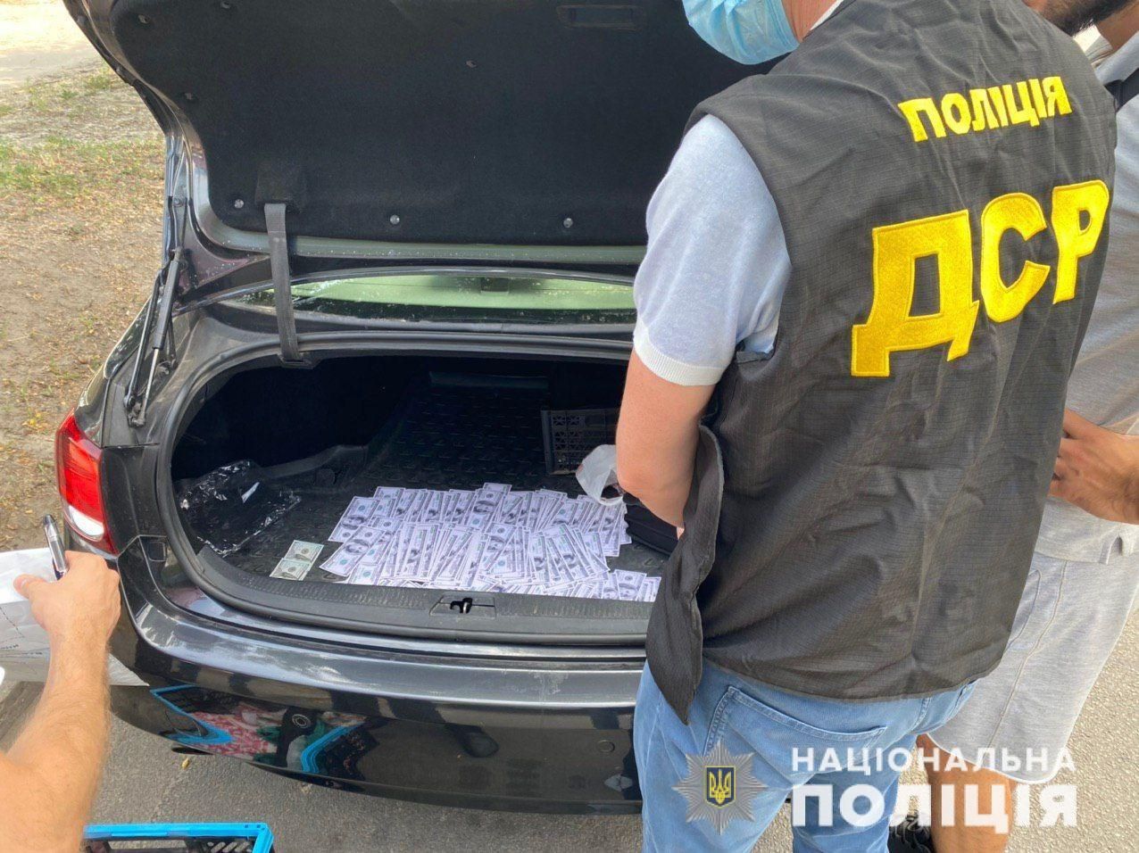 Чиновник, требовавший взятки с фермеров задержан. Новости Днепра